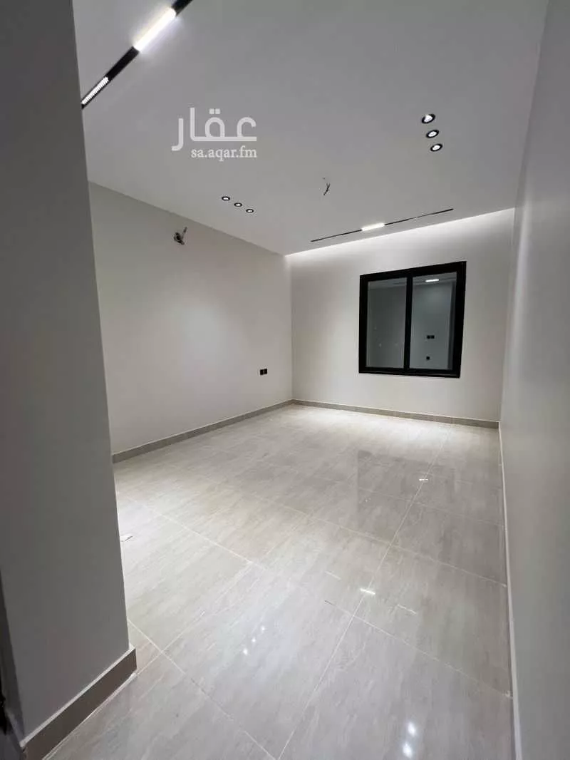 شقة 4 غرف في الحمرا 15