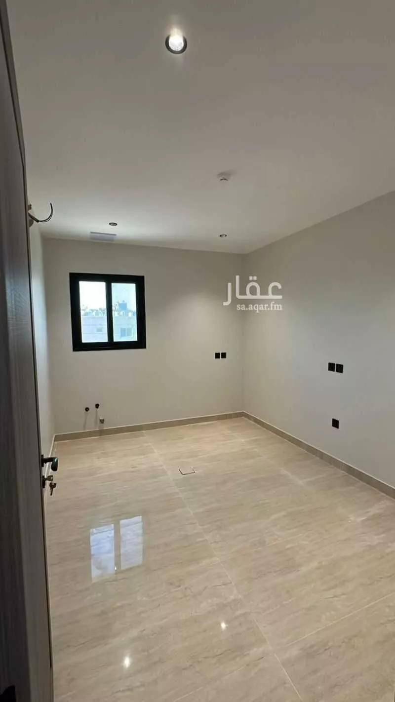 4 bedroom apartment in Al Hamra 8