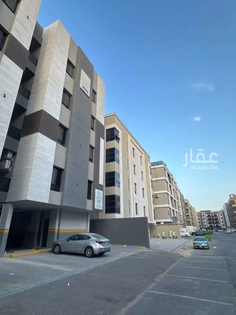 4 bedroom apartment in Al Hamra 11