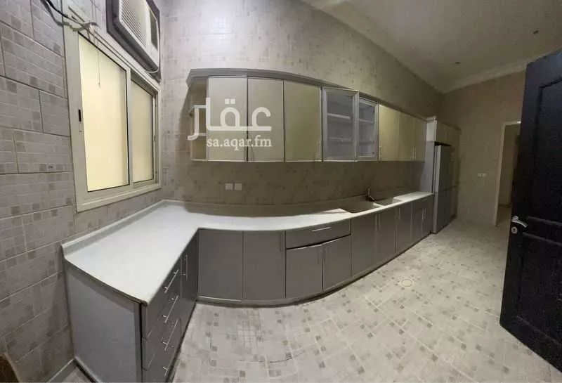 3 bedroom apartment in Al Hamra 5