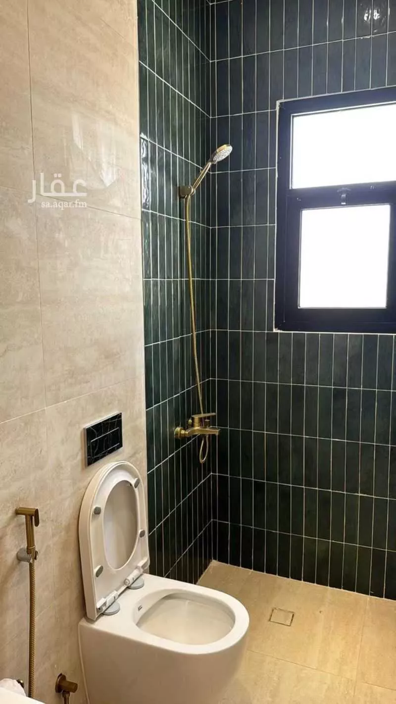 شقة 4 غرف في الحمرا 3