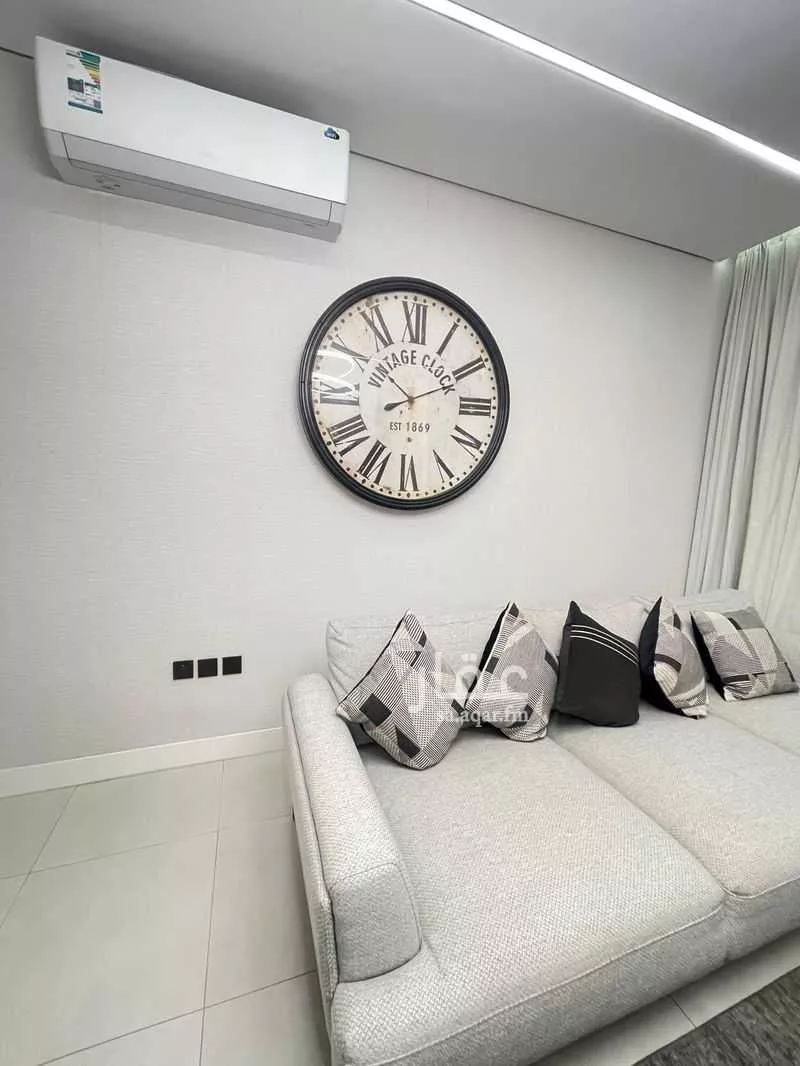3 bedroom apartment in Al Bahr 9