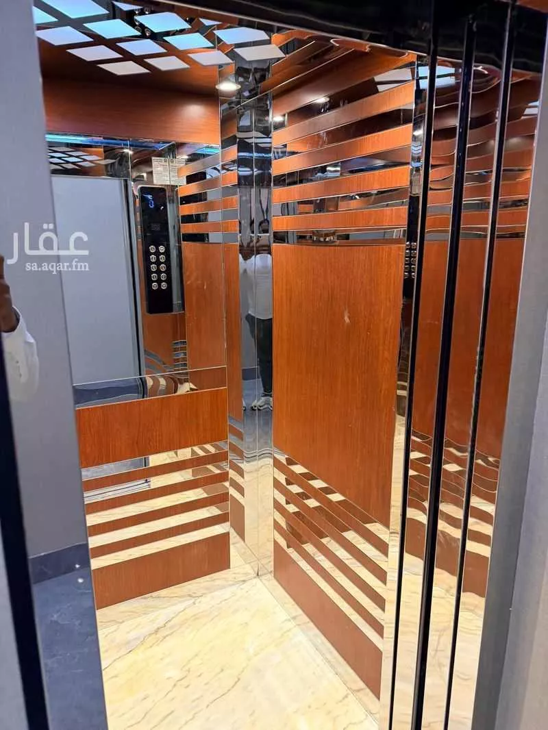 10 bedroom apartment in Al Hamra 6