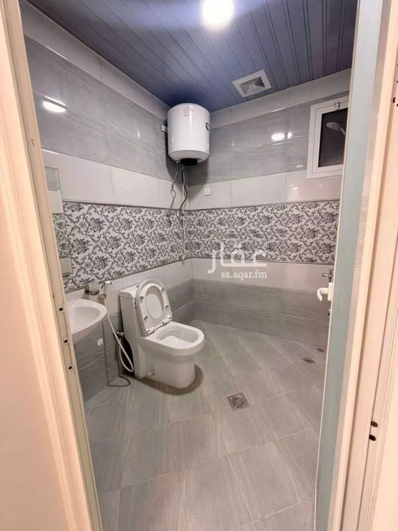 5 bedroom apartment in Al Hamra 7