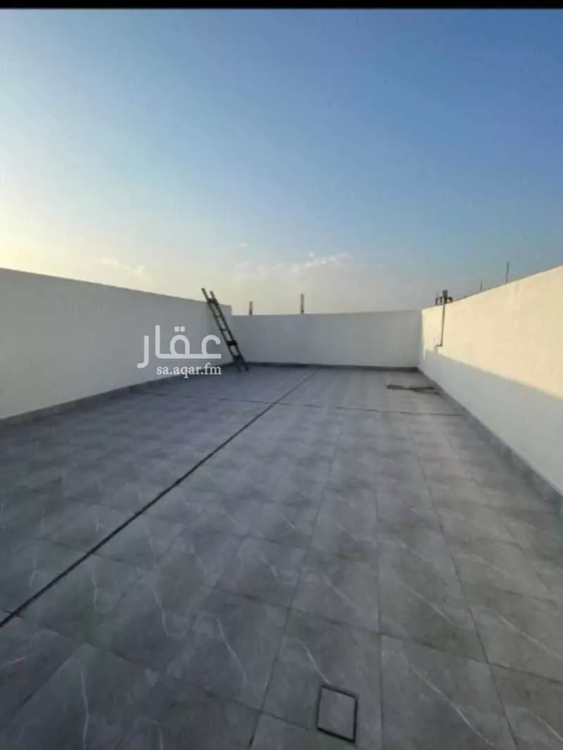 4 bedroom apartment in Al Hamra 12
