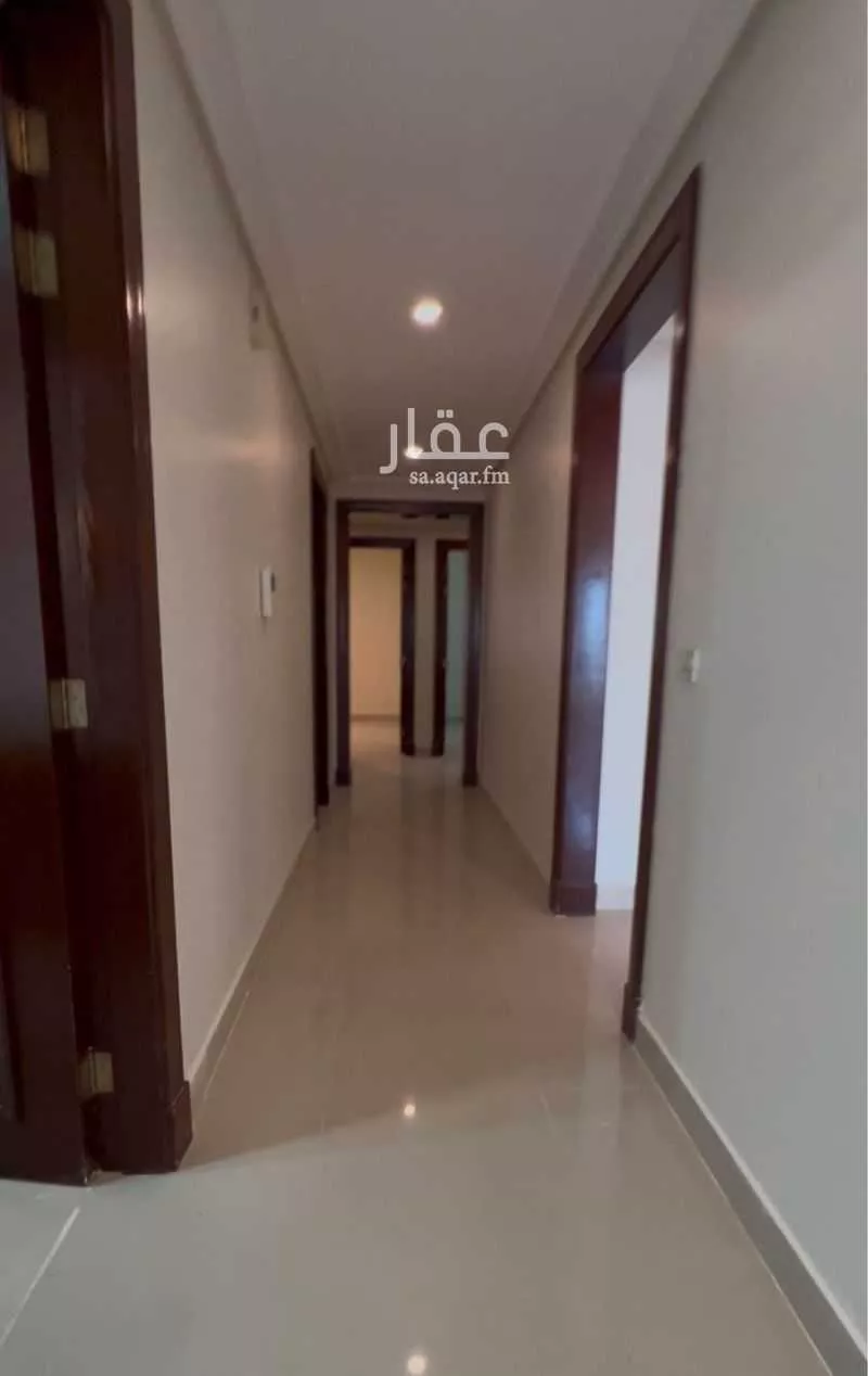 شقة 4 غرف في الروابي 7