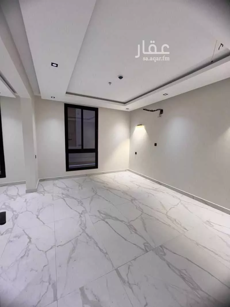 شقة 4 غرف في الحمرا 14