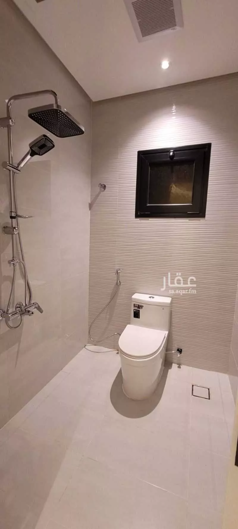 8 bedroom floor in Al Aqiq 11