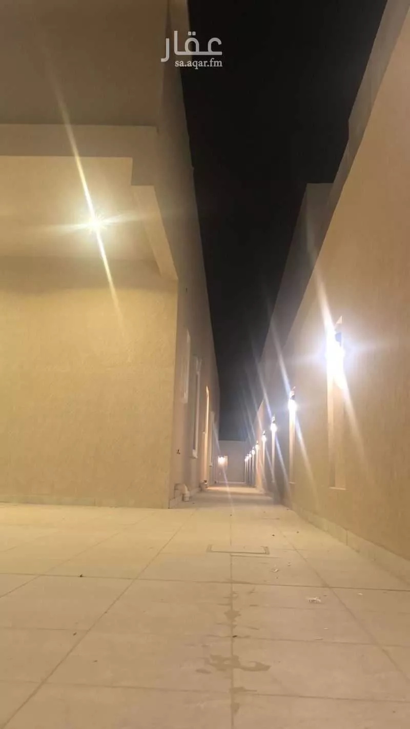 8 bedroom floor in Al Lulu 11