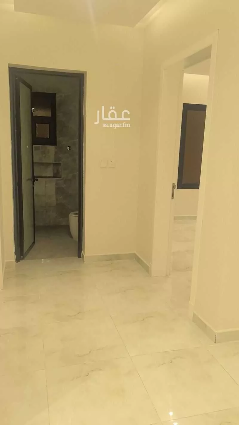 8 bedroom floor in Al Lulu 12