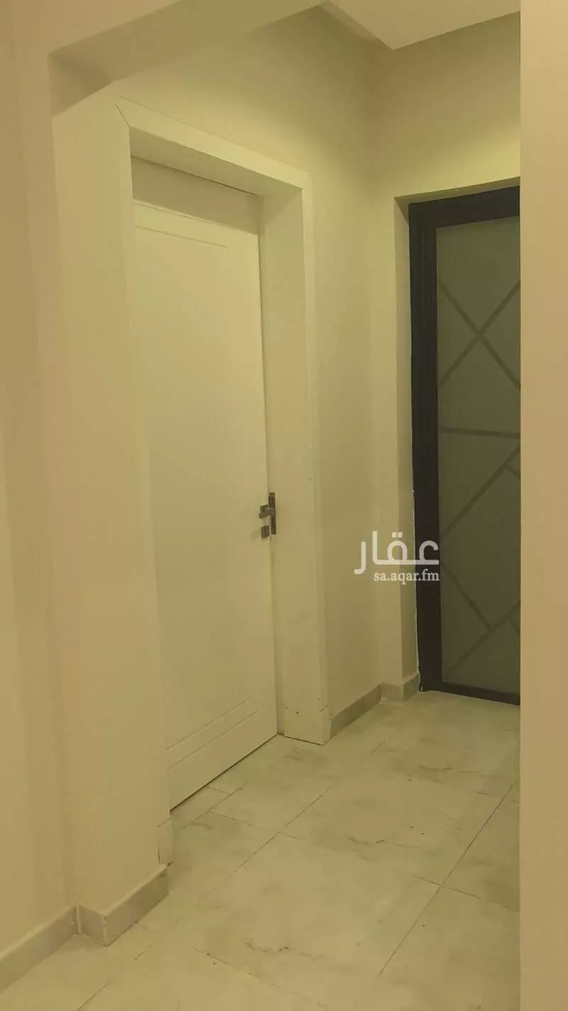 8 bedroom floor in Al Lulu 14