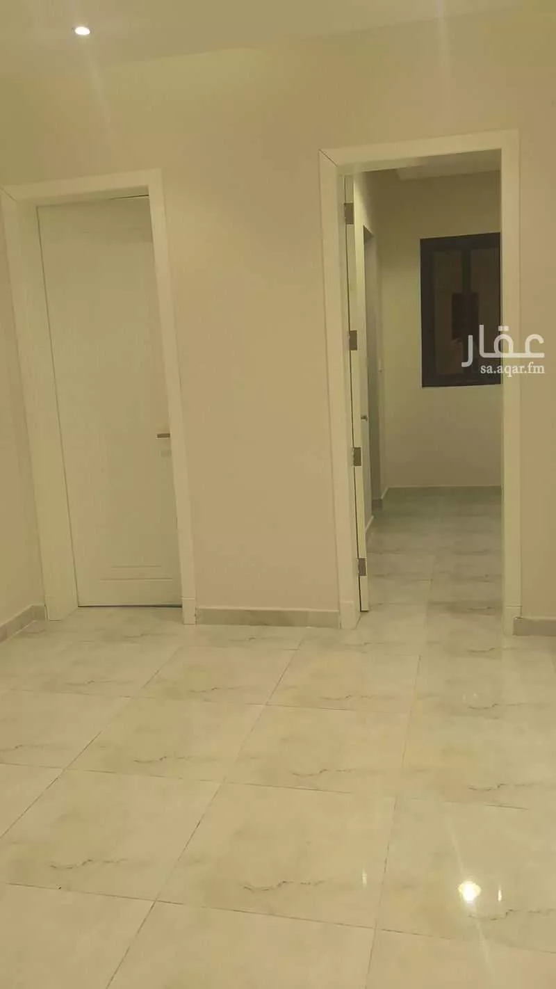 8 bedroom floor in Al Lulu 21