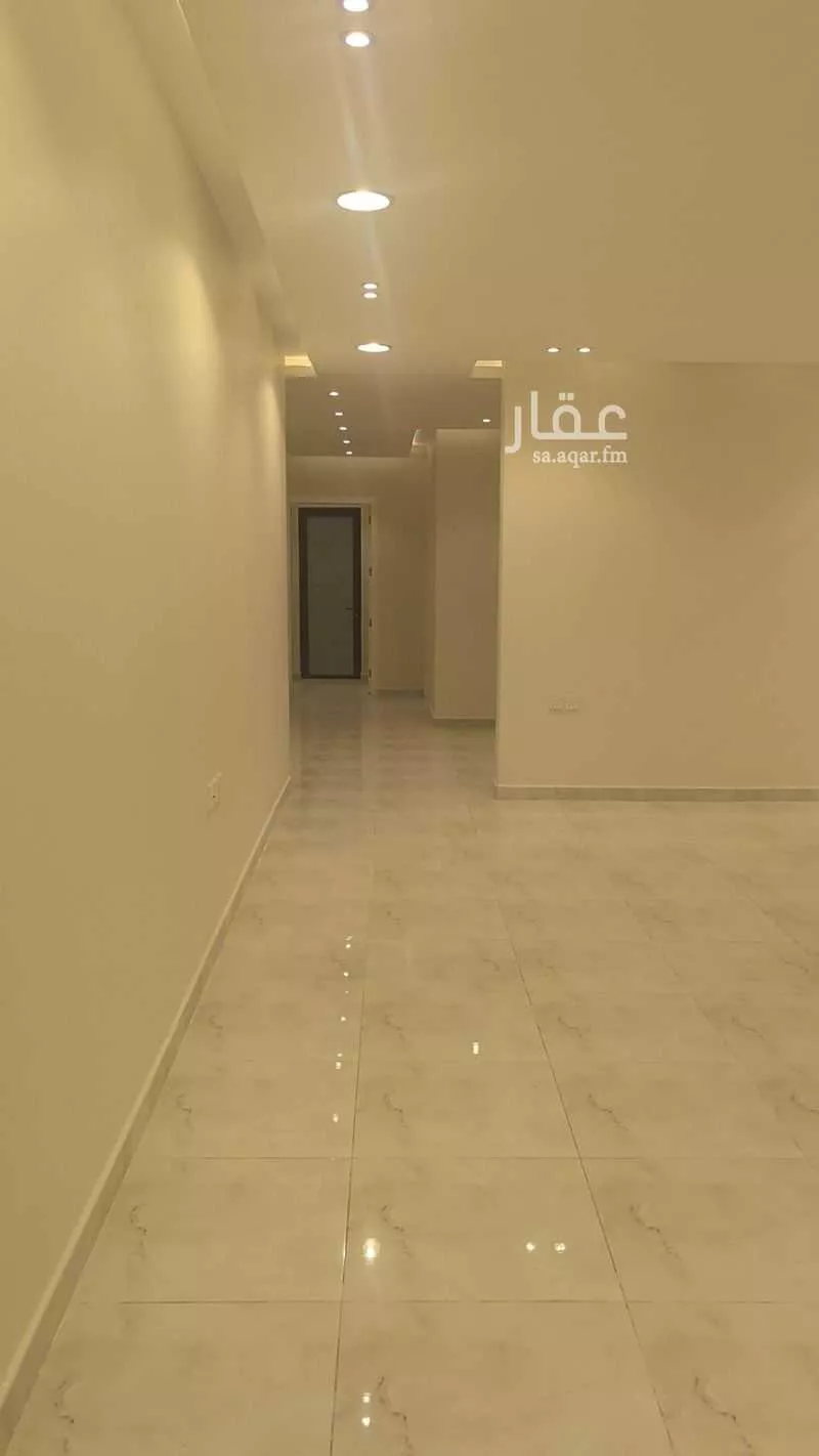 8 bedroom floor in Al Lulu 6
