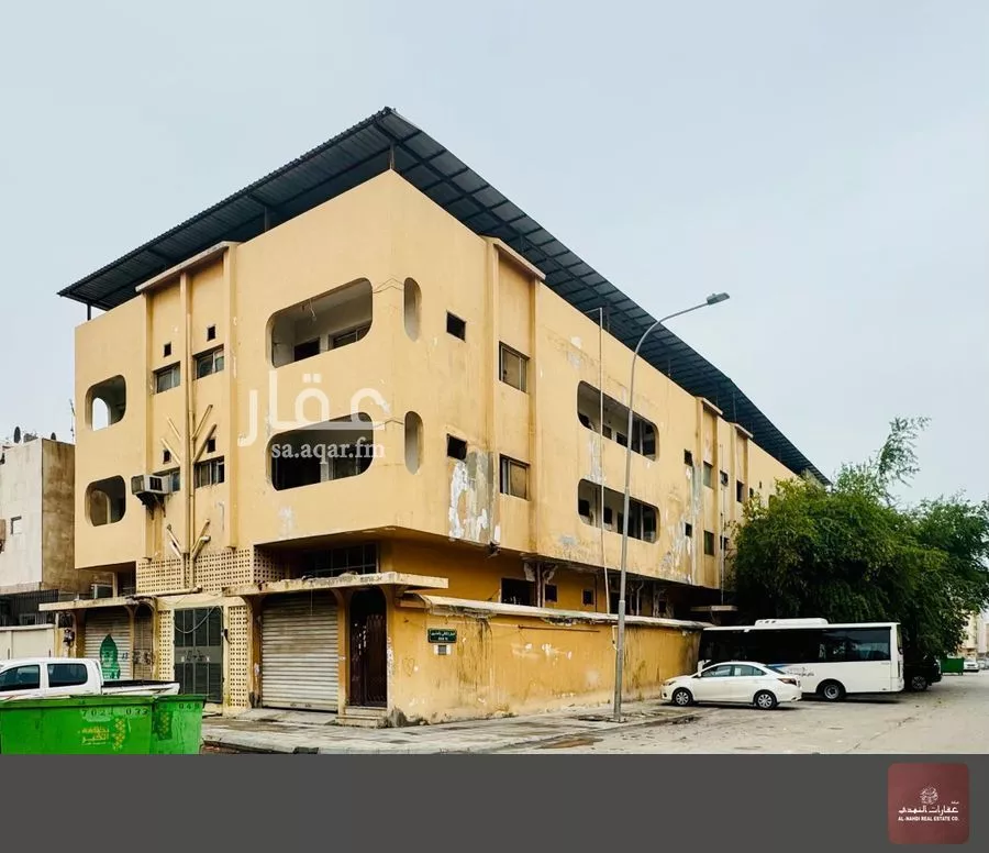 651 sqm building in South Al Khobar 2
