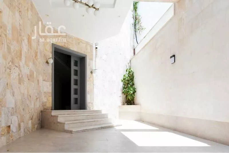 5 bedroom villa in Al Shati, Jeddah 12