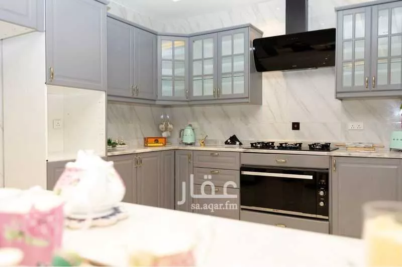 5 bedroom villa in Al Shati, Jeddah 11