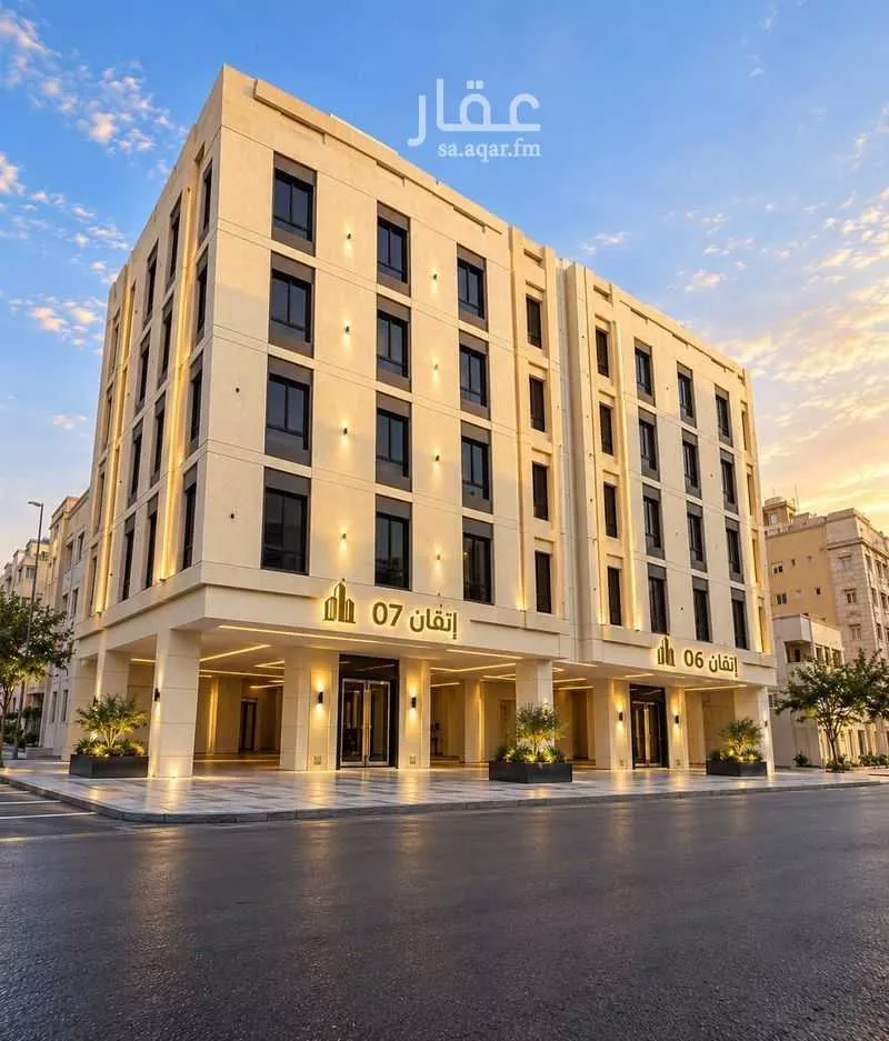 عقار 48 غرف في العزيزية، جدة