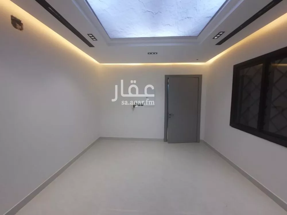 دور 5 غرف في طيبة 11