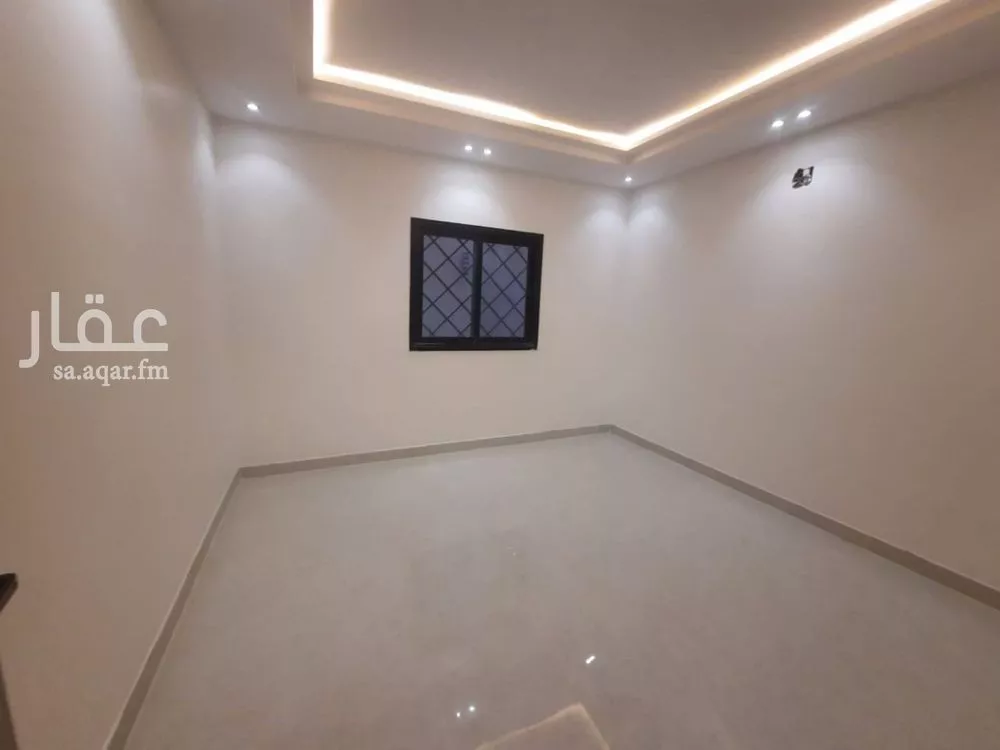 دور 5 غرف في طيبة 12