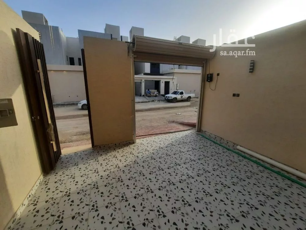 دور 5 غرف في طيبة 3