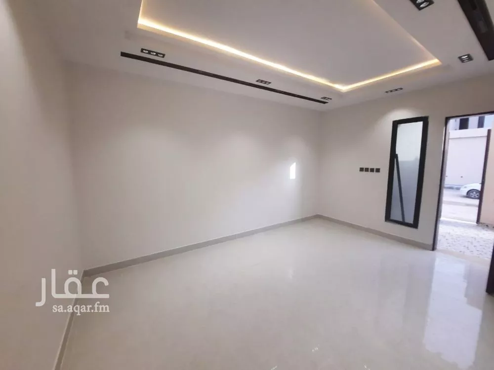 دور 5 غرف في طيبة 10