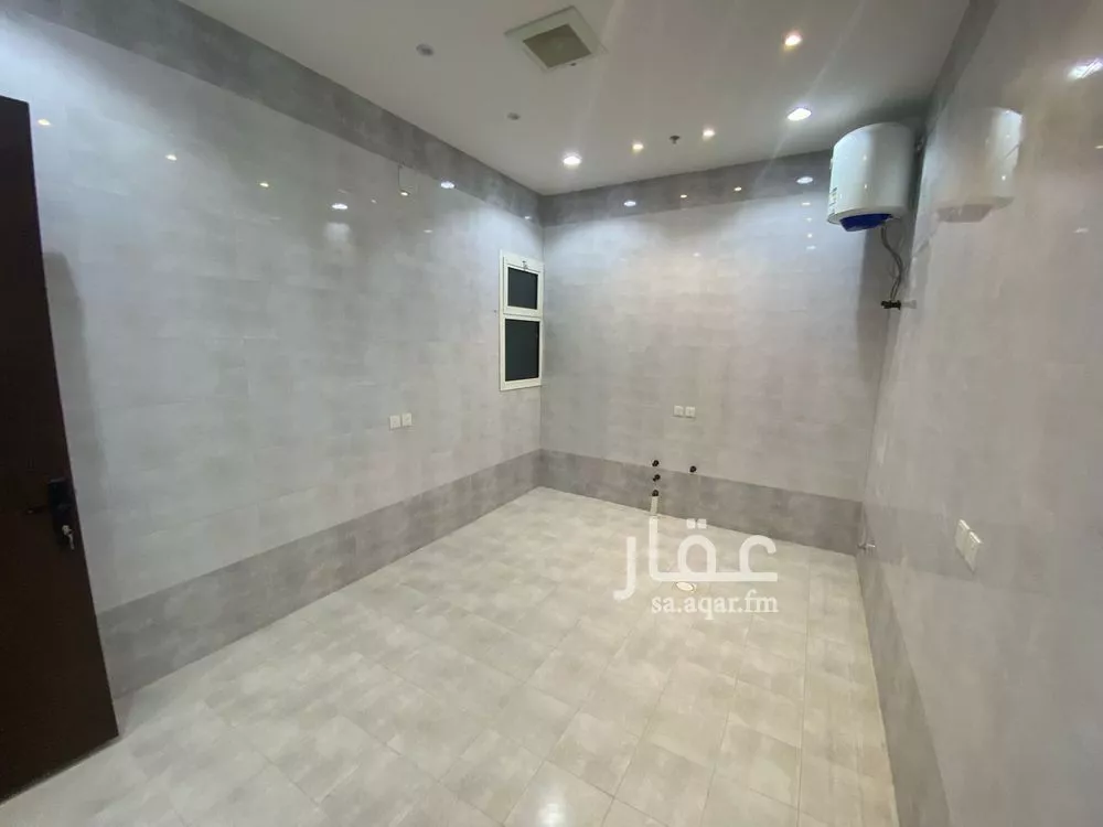 4 bedroom apartment in Dhahrat Namar 7