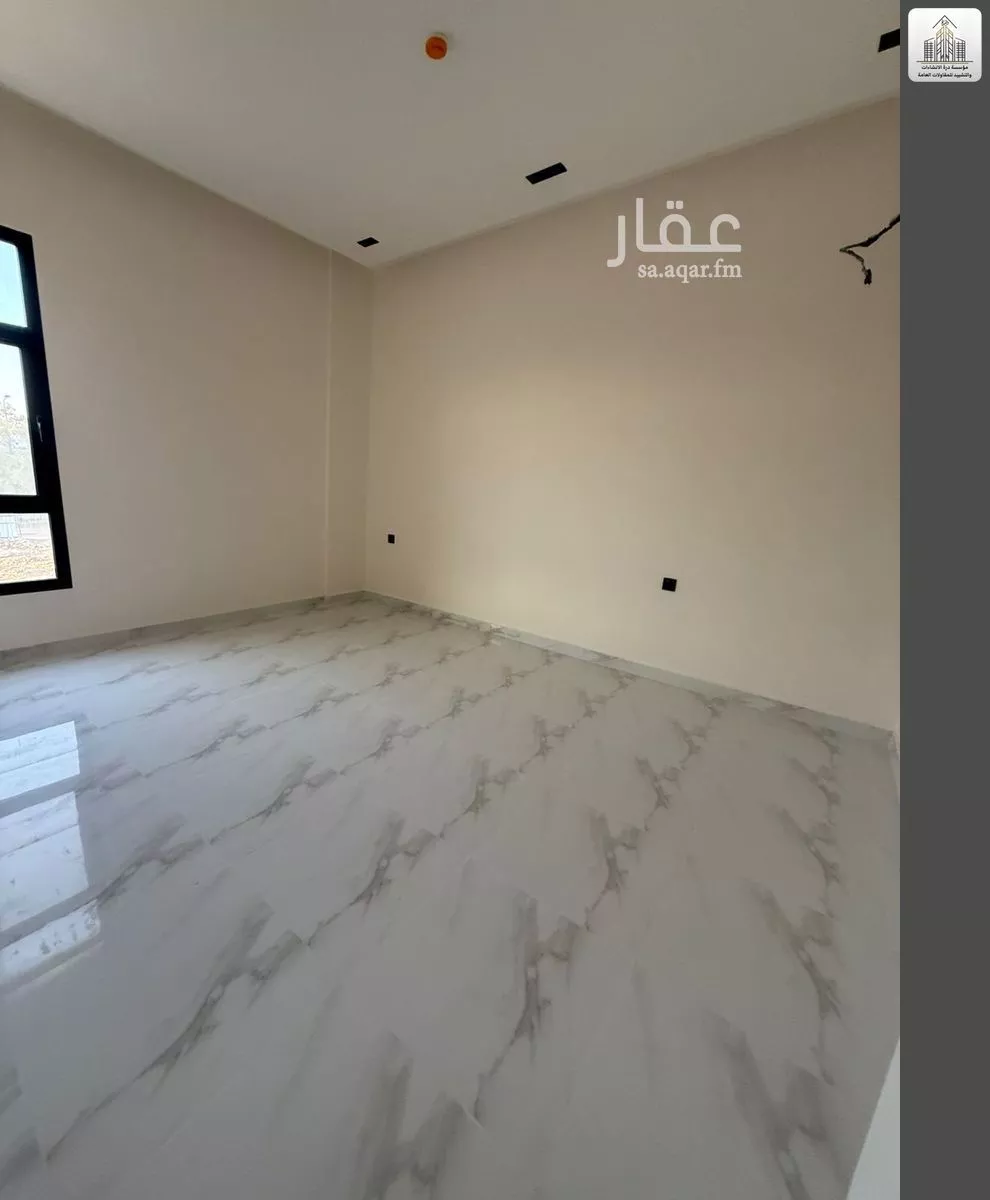 4 bedroom apartment in Al Zahrah 7