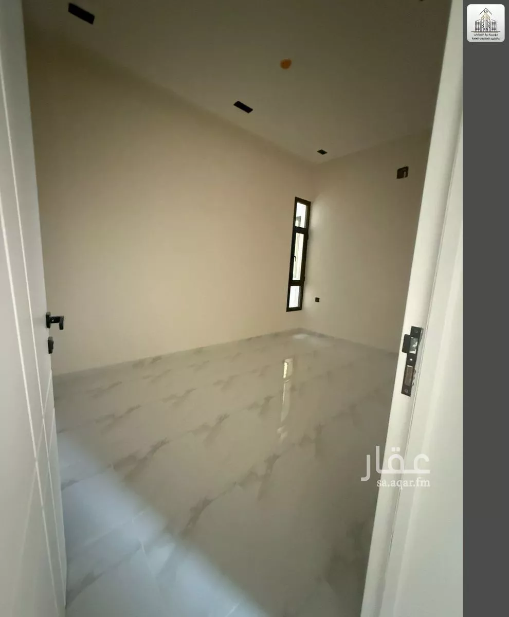 4 bedroom apartment in Al Zahrah 8