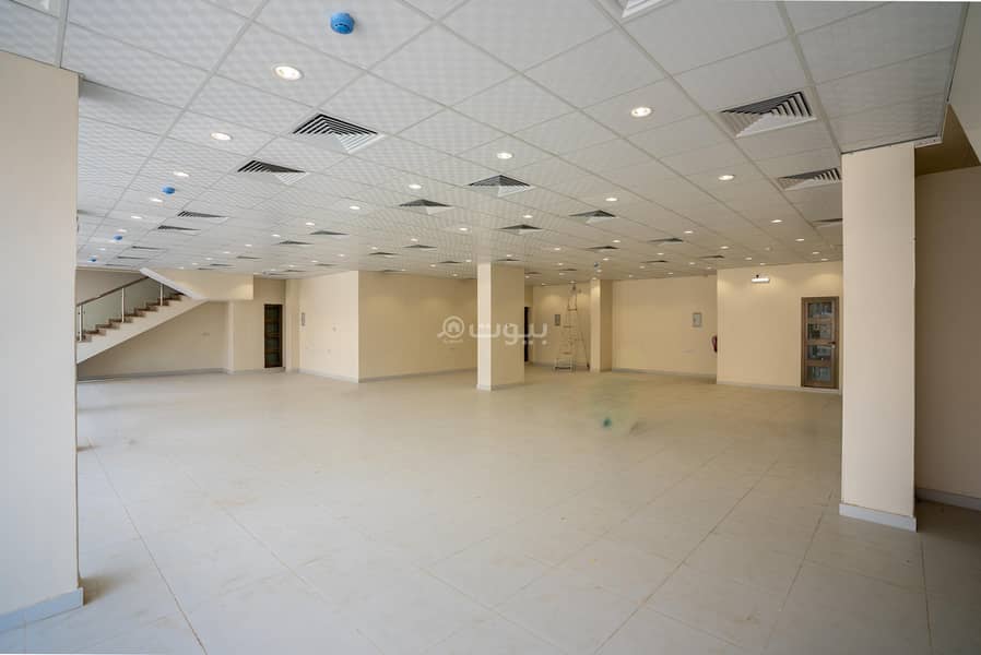 building in Al Malaz, Riyadh 5