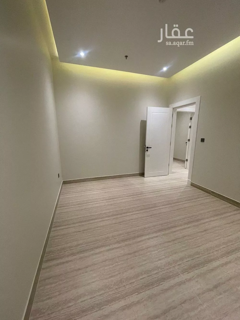 3 bedroom apartment in Al Rimal 8