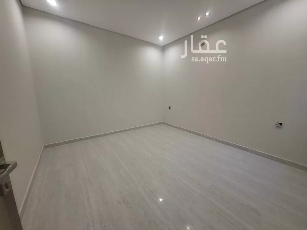 4 bedroom floor in Al Qadisiyah 11