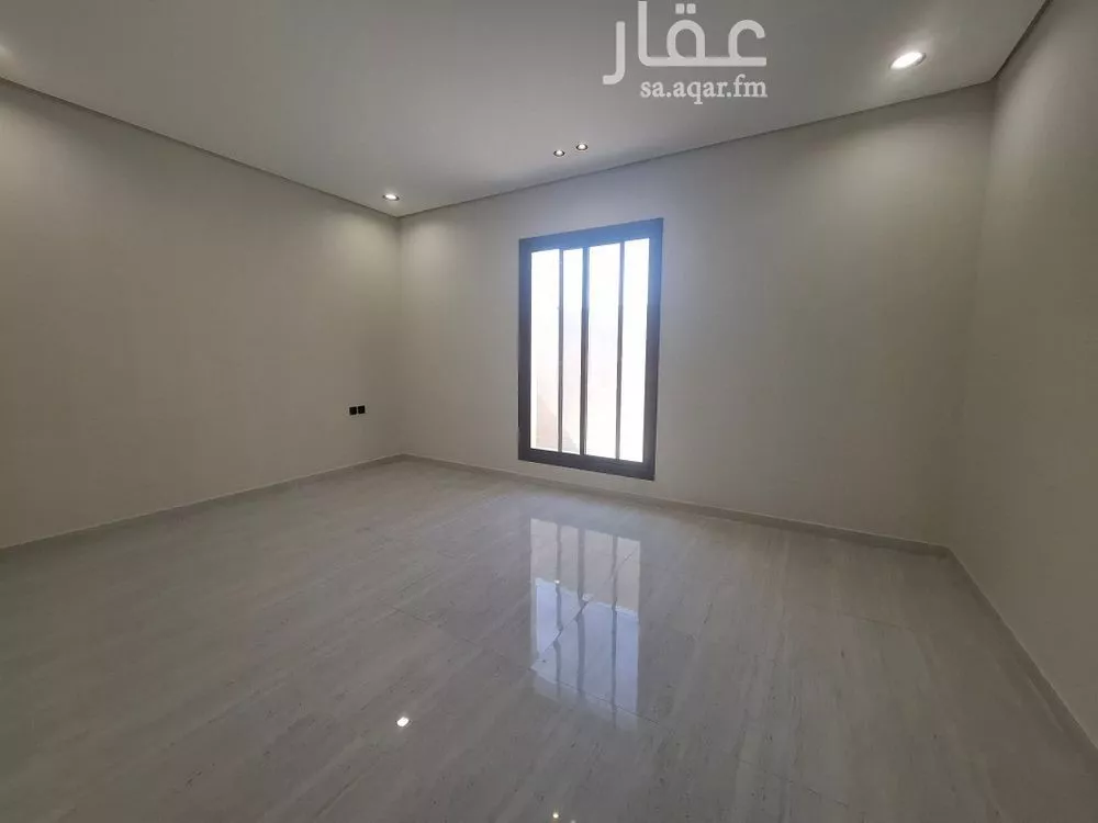 4 bedroom floor in Al Qadisiyah 3