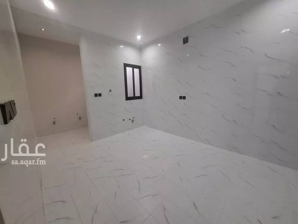 4 bedroom floor in Al Qadisiyah 7
