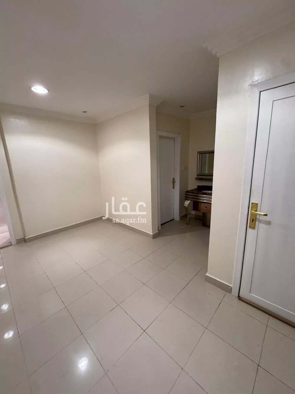 3 bedroom apartment in Al Malqa 7