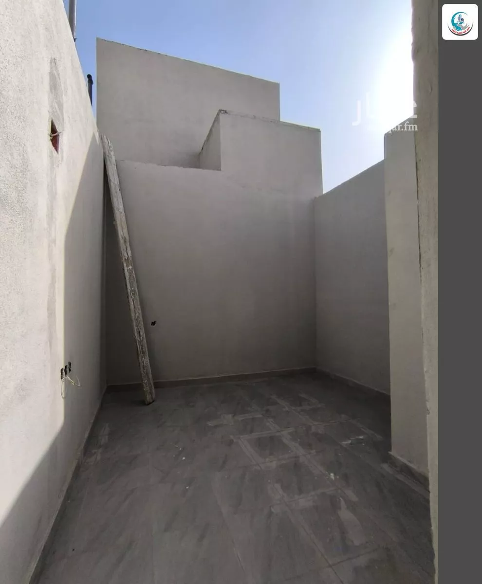 3 bedroom apartment in Al Maizilah 15