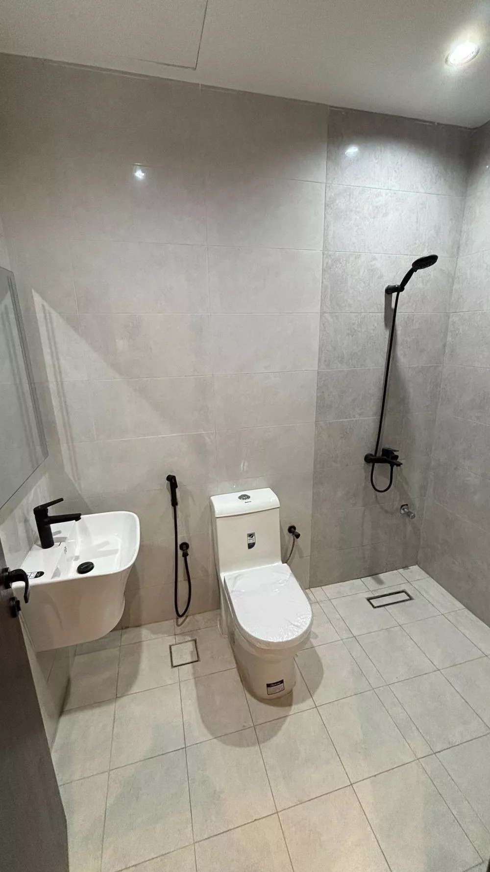 4 bedroom apartment in Bani Bayadah, Madinah 7