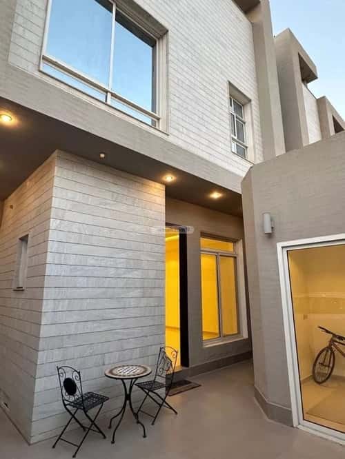 4 bedroom villa in Al Aridh 6