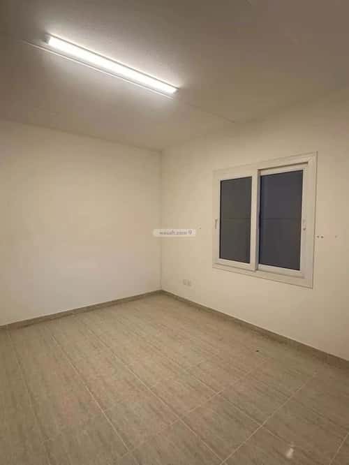 فيلا 4 غرف في مطار الملك خالد الدولي 1