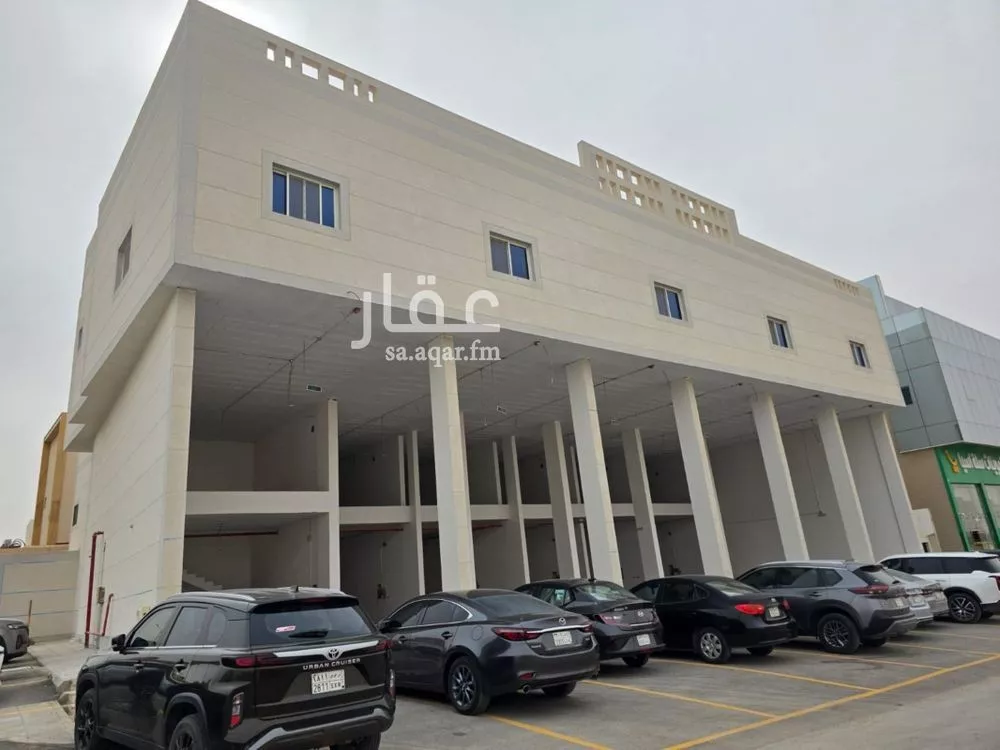 14 bedroom office in Al Narjis, Riyadh 17