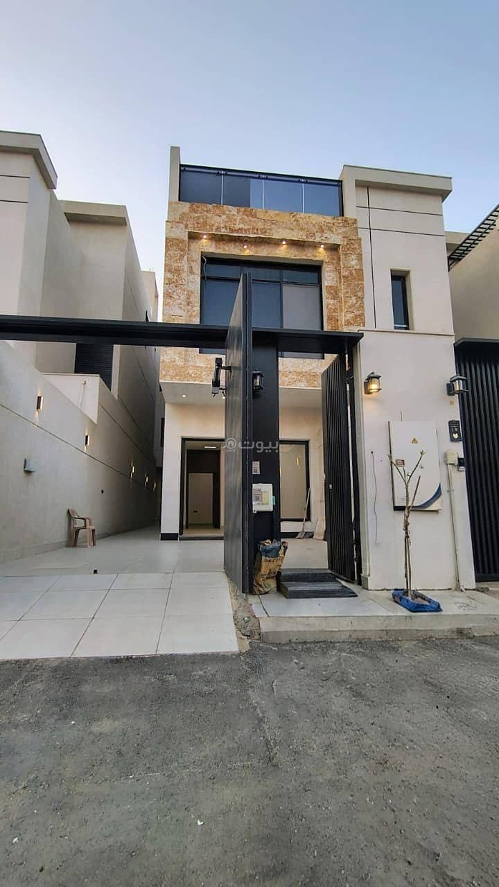 4 bedroom villa in Al Yarmouk, Riyadh 2