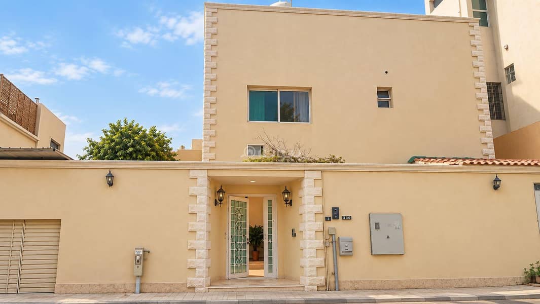 7 bedroom villa in Al Rabwa, Riyadh 2