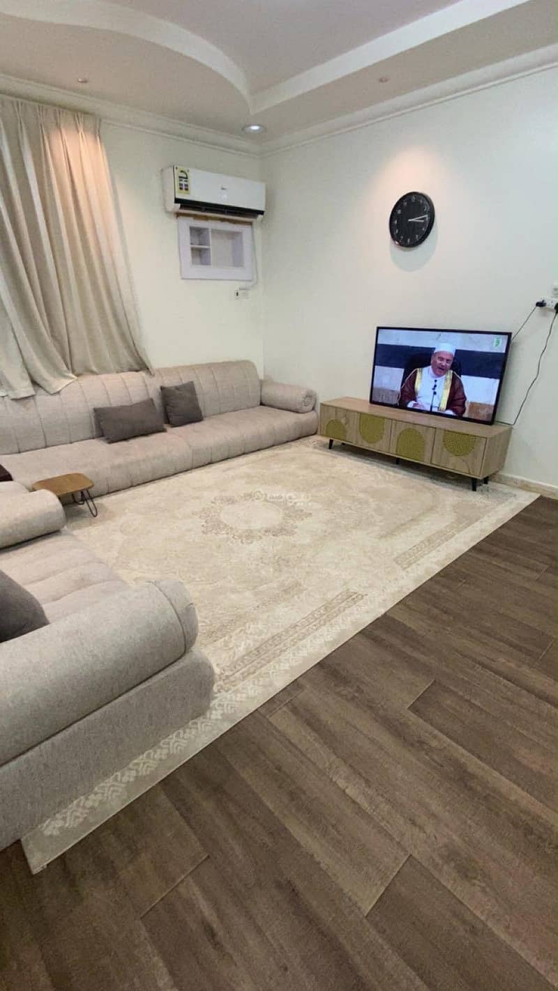 3 bedroom apartment in Ishbiliyah, Riyadh 9