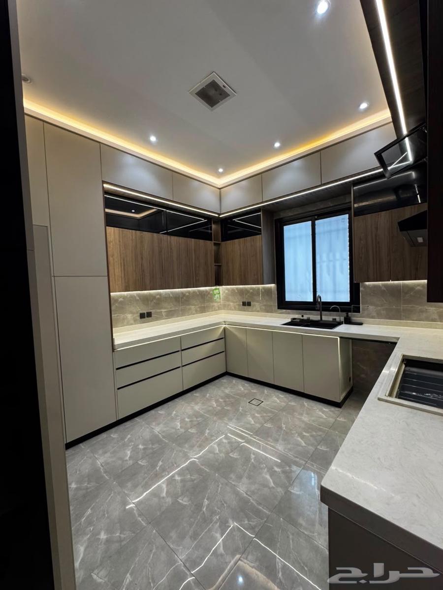 4 bedroom villa in Al Qadisiyah, Riyadh 11