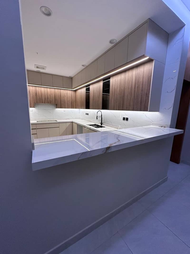 4 bedroom apartment in Al Nuzhah, Jeddah 3