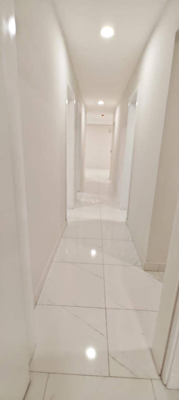 4 bedroom apartment in Al Iskan Ash Shamali, Eastern Province 7