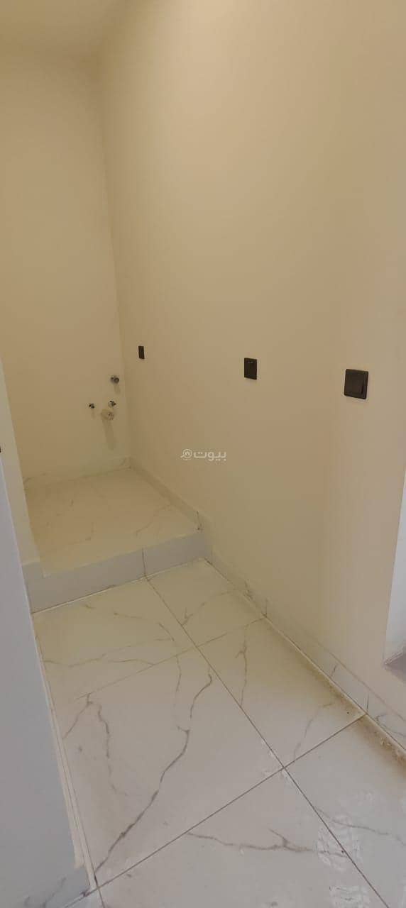 5 bedroom villa in Al Iskan Ash Shamali, Eastern Province 15