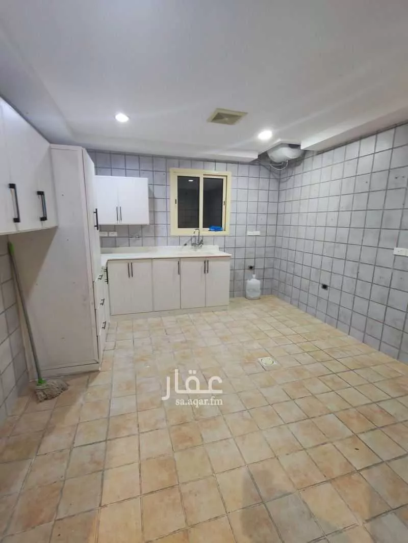3 bedroom apartment in Hajar, Eastern Province 5