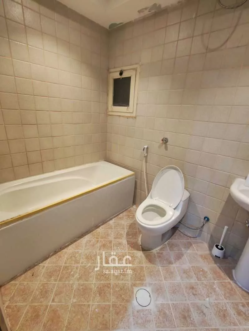 3 bedroom apartment in Hajar, Eastern Province 15