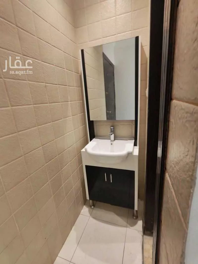 3 bedroom apartment in Hajar, Eastern Province 10