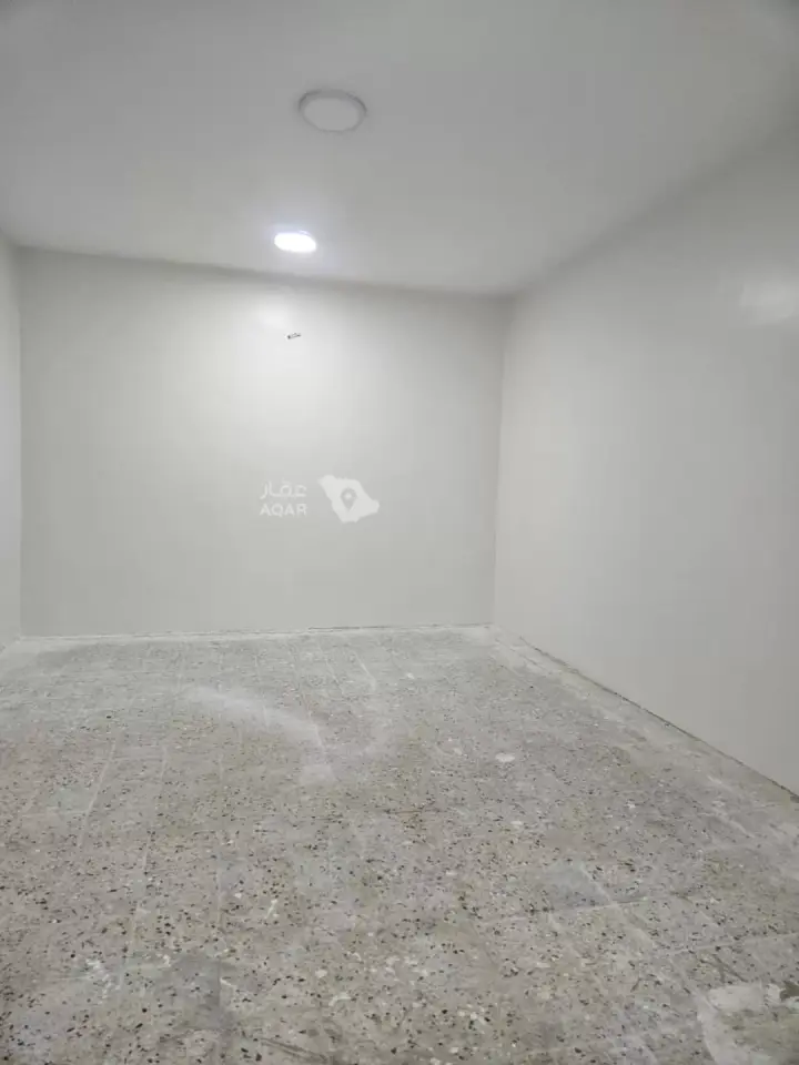 5 bedroom villa in Tuwaiq, Riyadh 8
